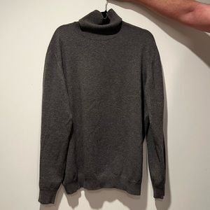Malo dark gray turtle neck size 54